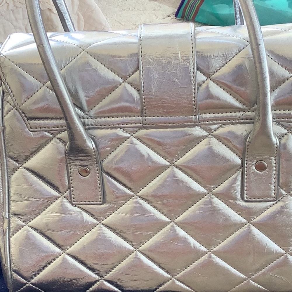 My Flat in London Satchel 🖤🖤🖤 - Picture 6 of 14